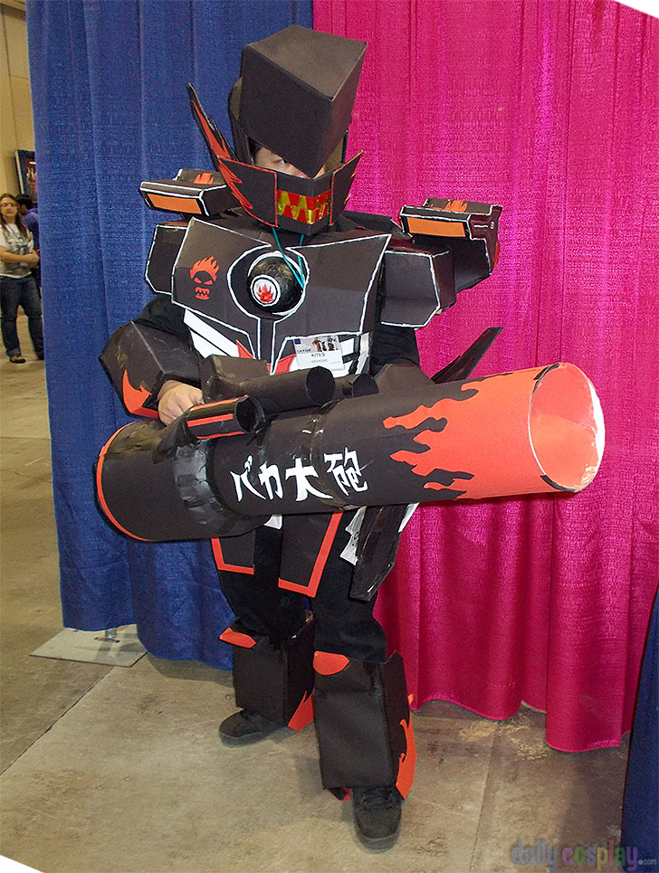 Giant Super Battle Mech Warrior / Original Design