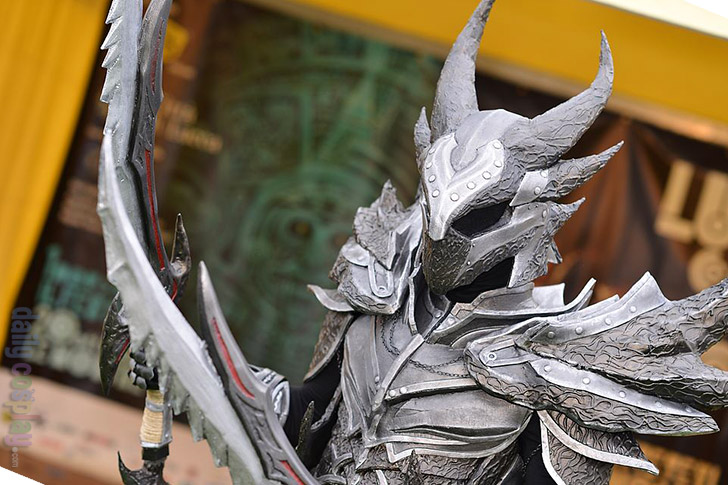 Dovahkiin Daedric Full Armor from The Elder Scrolls V: Skyrim