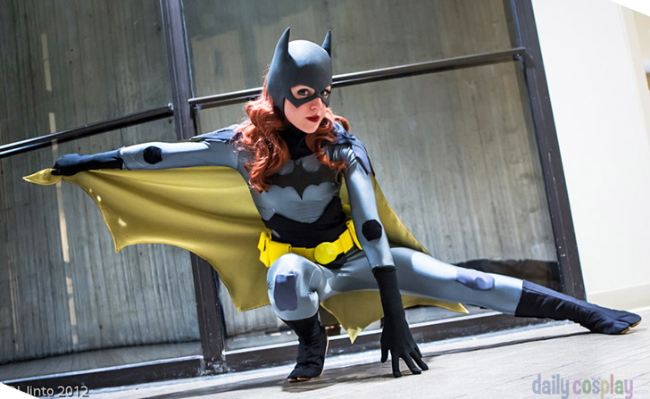 batgirl young justice costume