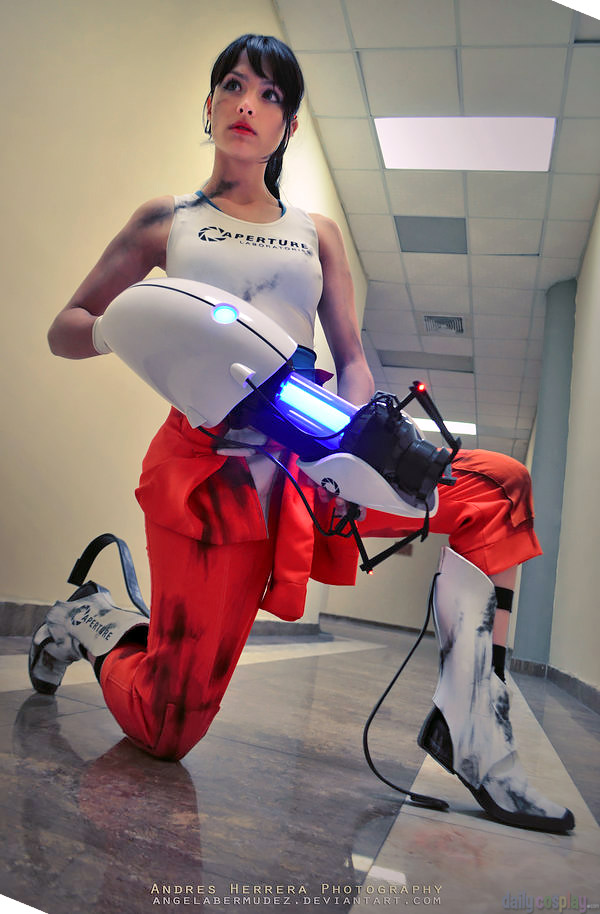 Chell from Portal 2 Daily Cosplay