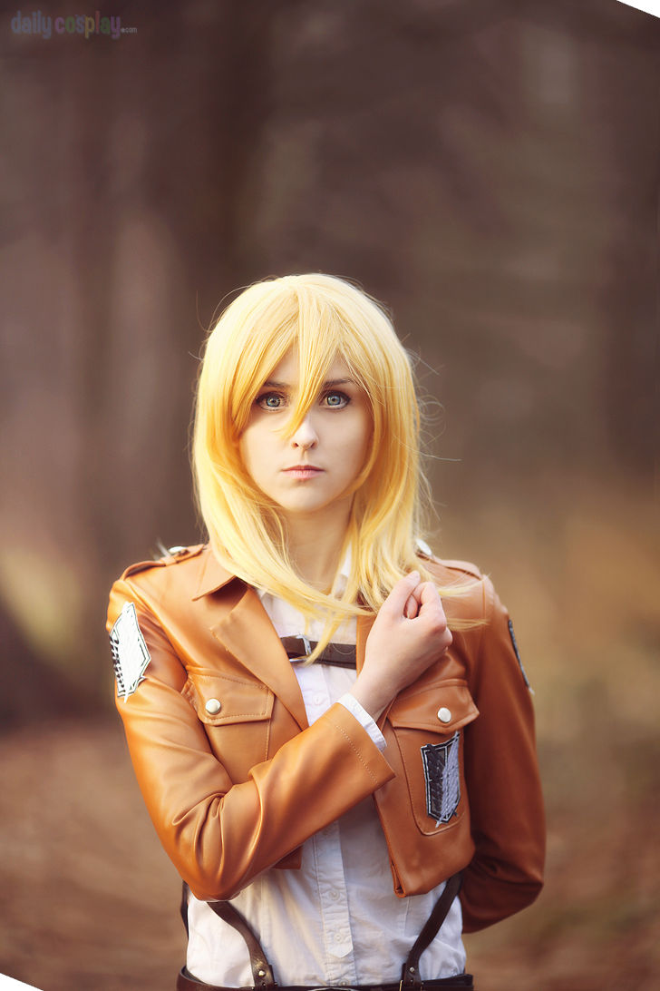 Cosplay attack titan