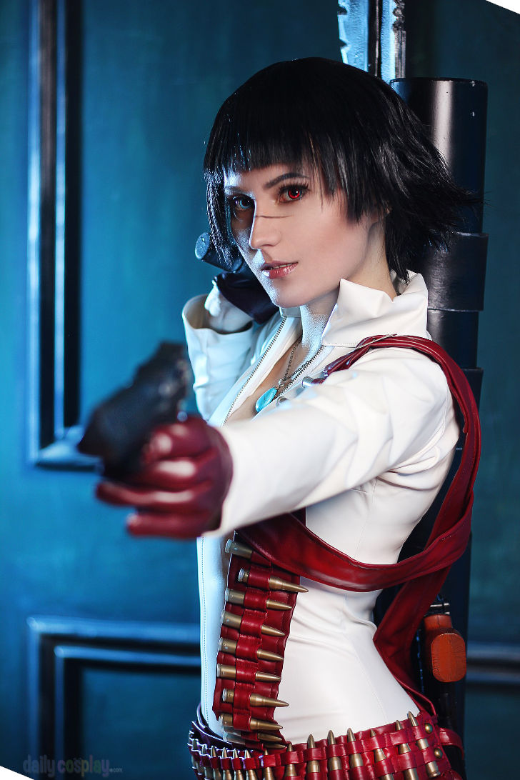 Lady - Devil May Cry 3 - Natalia(Narga Lifestream) Lady Cosplay Photo