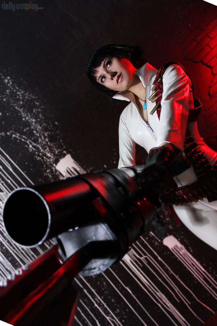 Lady from Devil May Cry 3 - Daily Cosplay .com