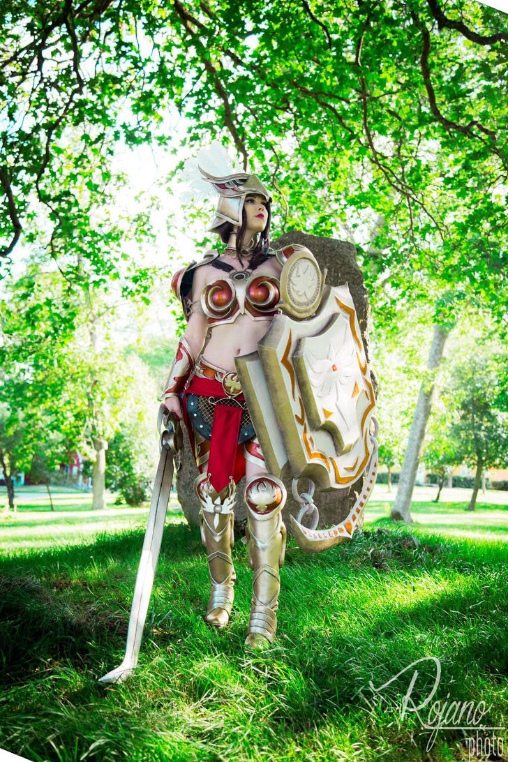 Valkyrie Leona from League of Legends