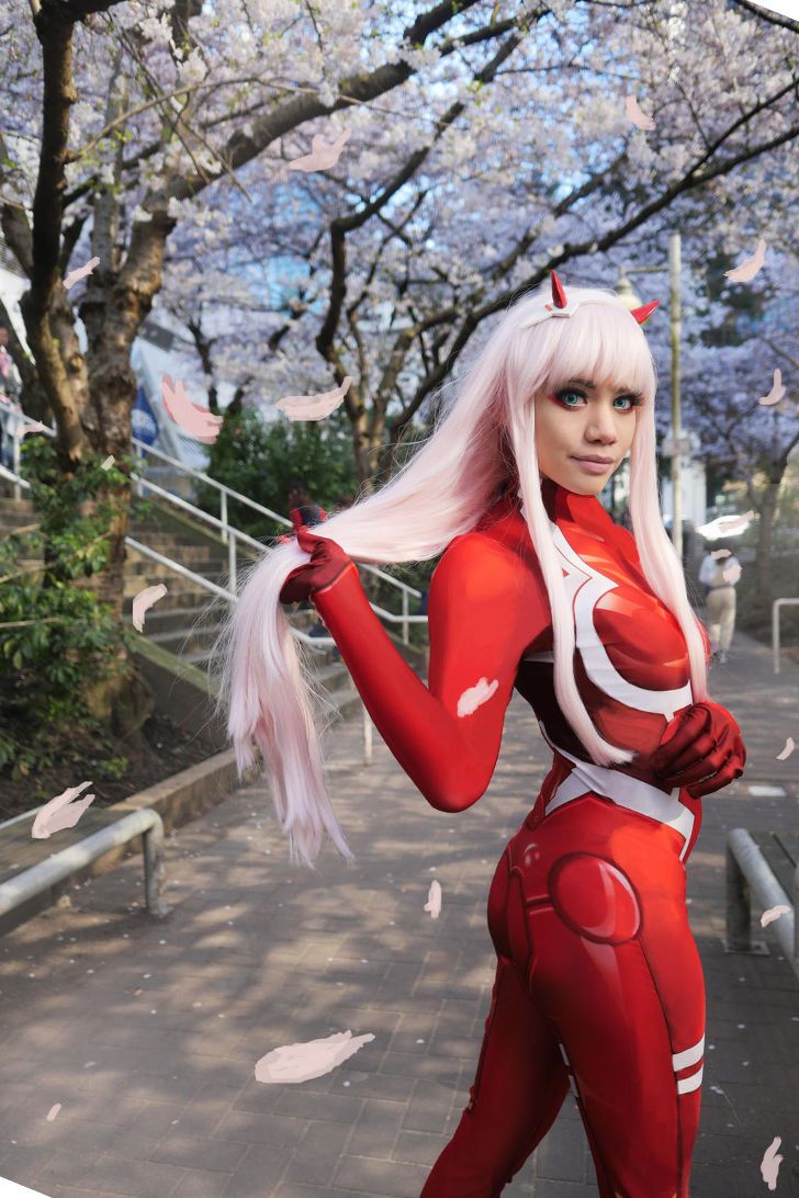 Cosplay Review: Zero Two (Darling in the FranXX) from 