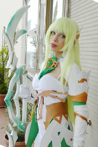 Rena Daybreaker from Elsword