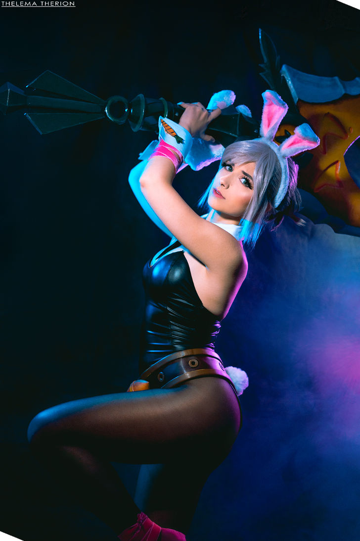 RunDevinRun Cosplay - Riven (Battle Bunny Version) - Cosplay - League of  Legends
