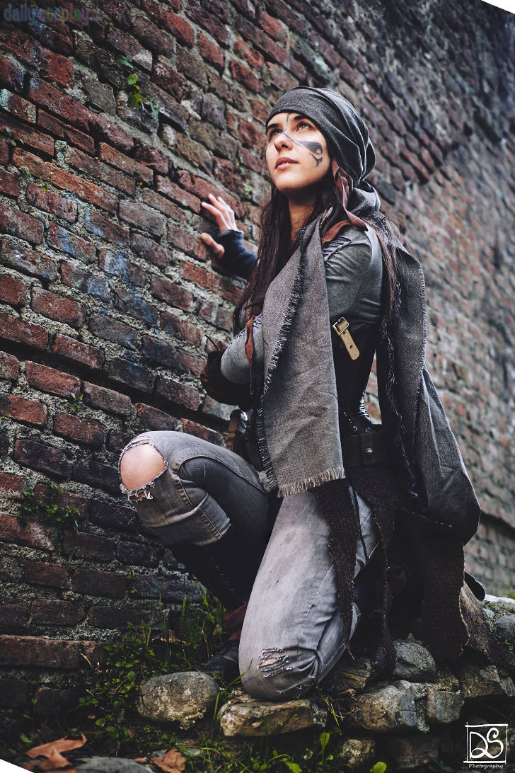 Emori from The 100 - Daily Cosplay .com