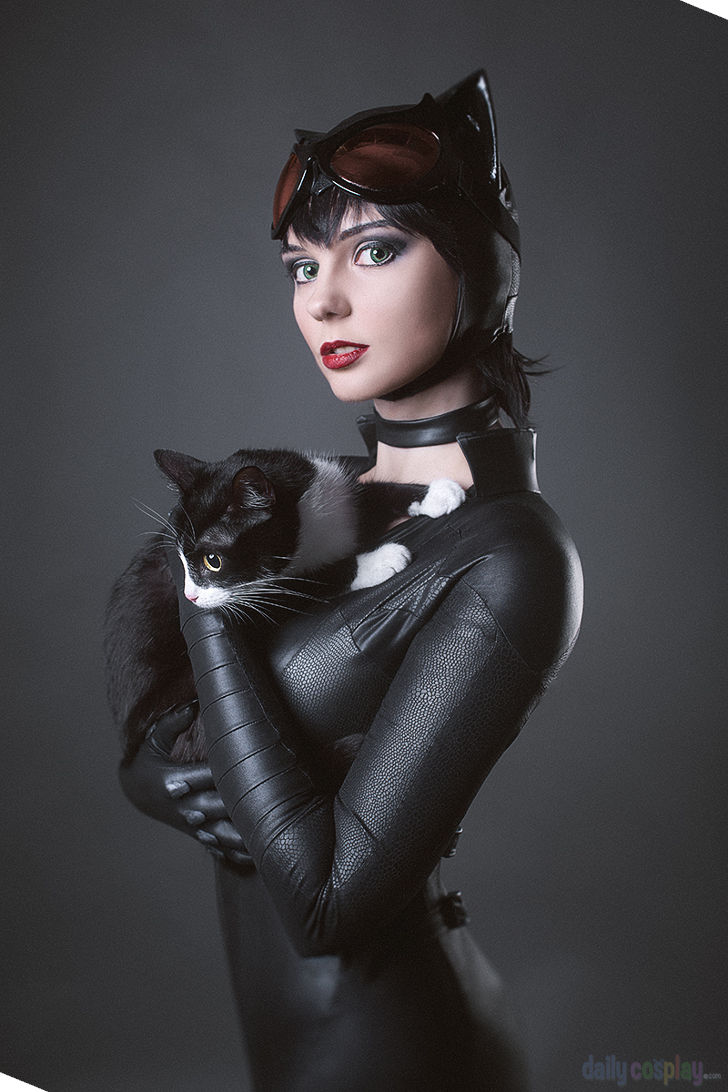 Catwoman from Batman: Arkham Knight - Daily Cosplay .com